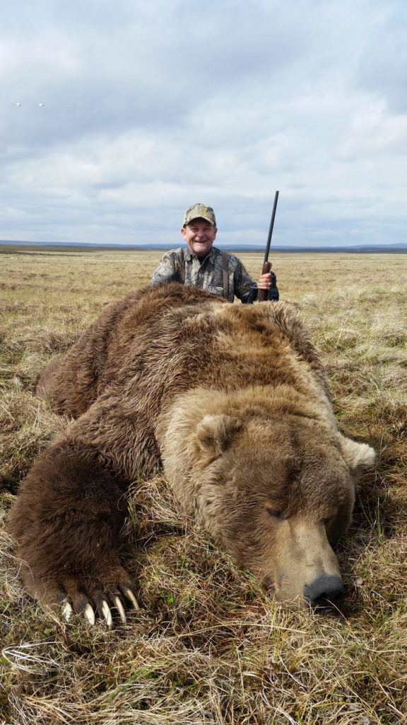 Alaska Brown Bear Hunt 10047