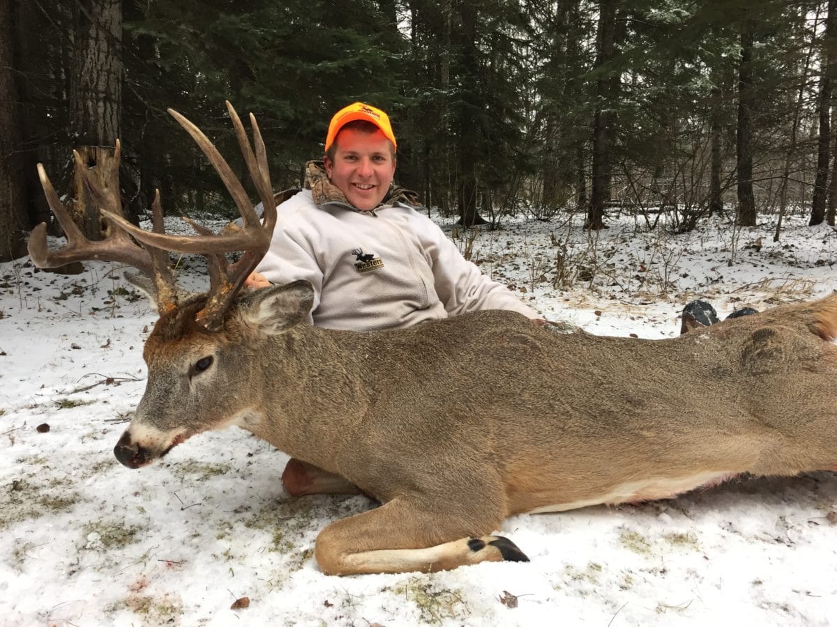 Saskatchewan Whitetail Hunt 10521